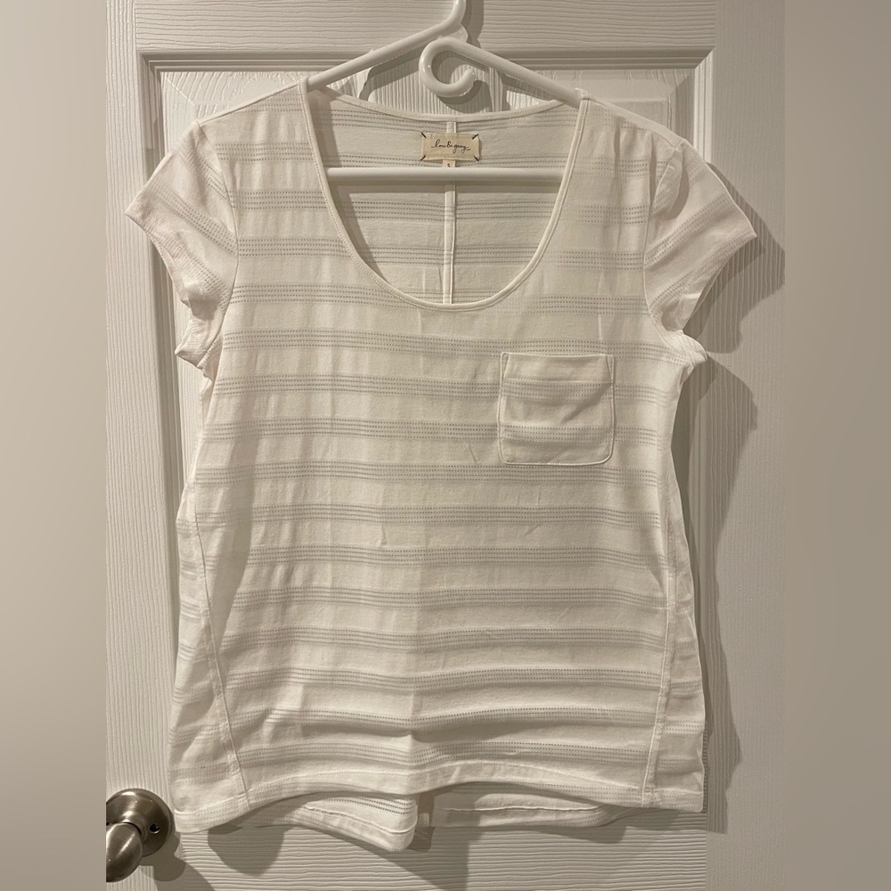 Lou & Grey Short-Sleeve Scoop Neck Tee with Pocket